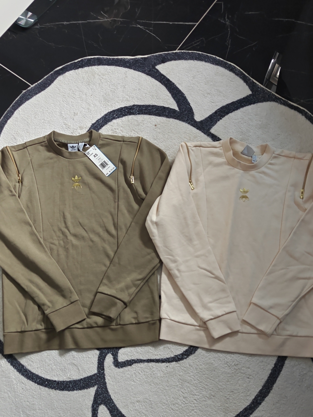 Adidas Women Crewneck Sweatshirts in Olive Green and Light Beige